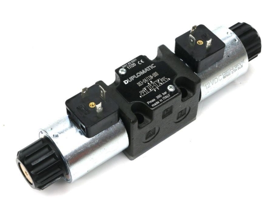 Rozdzielacz (elektrozawór) suwak "n" DS3-S4/11N-D12 12V DC (cewka x 2) Heavy 350bar. 100l/min Duplomatic