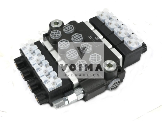 Rozdzielacz hydrauliczny 4-sekcyjny sterowany elektrycznie 12V 40L VOIMA