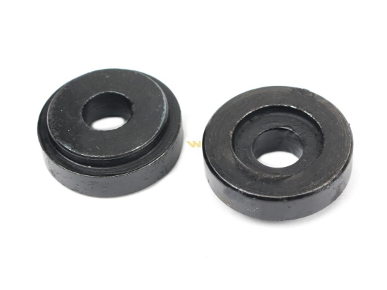 Tulejka zewnętrzna noża rozdrabniacza 18mm do noża 3mm i 4mm zastosowanie Claas Waryński (sprzedawane po 25)