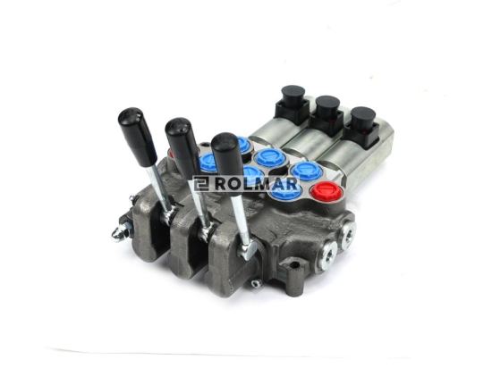 Rozdzielacz hydrauliczny (50 l/m) 3 sekc.ster. Ręczno elektryczne 12 DC - wszystkie sekcje otwarte ST26D