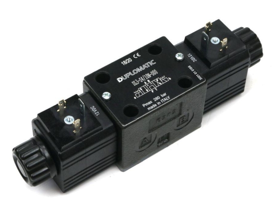 Rozdzielacz (elektrozawór) suwak "n" DL3-S4/10N-D12 12V DC (cewka x 2) Compact 280bar. 50l/min Duplomatic