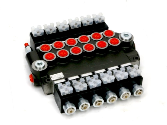 Rozdzielacz hydrauliczny 6-sekcyjny sterowany elektrycznie (12V) 80L