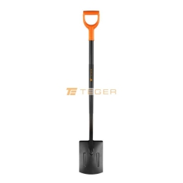 Szpadel prosty na metalowym trzonku / TEGER