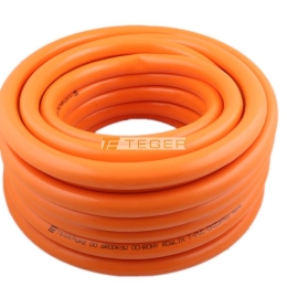 Wąż do środków ochrony roślin (do opryskiwaczy) zbrojony PVC 25X4 6bar TEGER (sprzedawane po 25m)