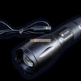 Latarka uniwersalna ładowana USB z funkcją POWER BANK 2200mAh XPS 300 lm Teger