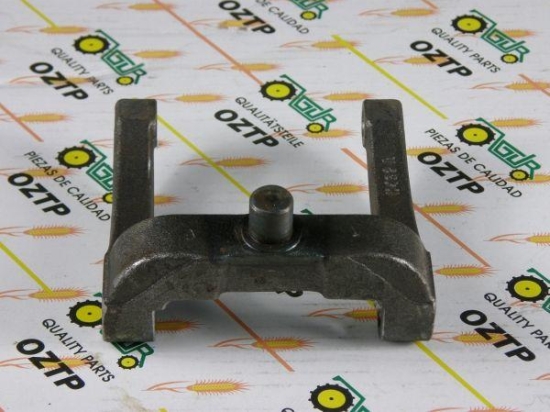 Widełki blokady mechanizmu różnicowego MF3/235