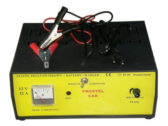 Prostownik bezpieczny ze wspomaganiem rozruchu 12V/30A