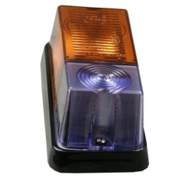 Lampa kierunku przednia prawa Zetor Czeska