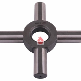 Krzyżak mechanizmu różnicowego 2746135M2 MF3/MF4 ORYGINAŁ URSUS
